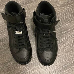 YSL Mens Sneakers only work once